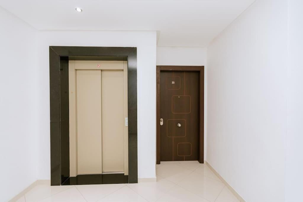 Central 2-Bedrooms Near Beach & Dining Танжер Екстер'єр фото