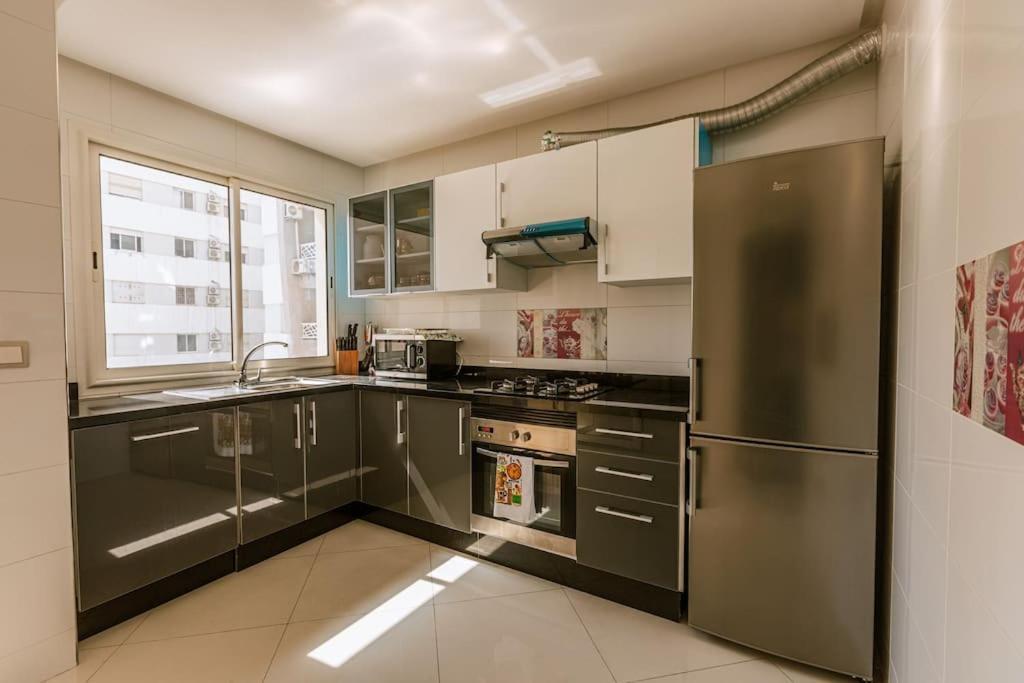 Central 2-Bedrooms Near Beach & Dining Танжер Екстер'єр фото
