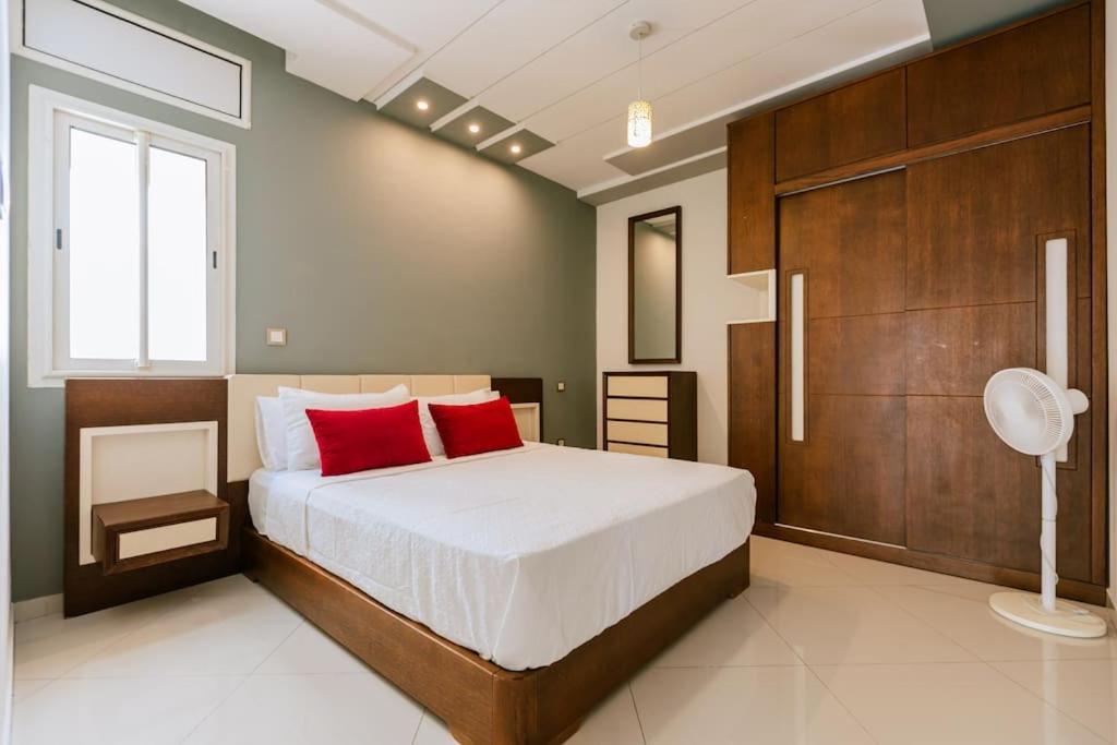 Central 2-Bedrooms Near Beach & Dining Танжер Екстер'єр фото